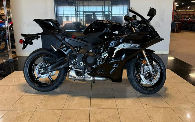 2027 Yamaha YZF R9