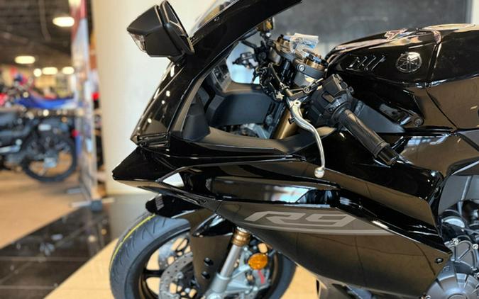2027 Yamaha YZF R9