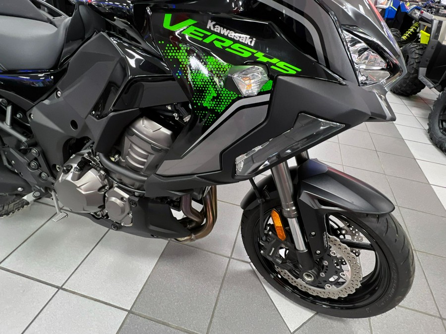 2022 Kawasaki Versys 1000 SE LT+