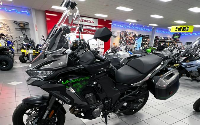 2022 Kawasaki Versys 1000 SE LT+