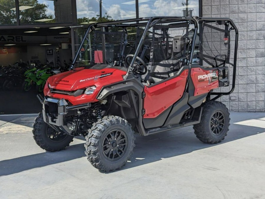 2024 Honda Pioneer 1000-5 Deluxe