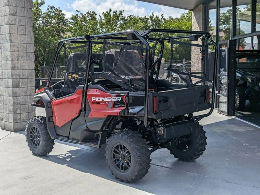 2024 Honda Pioneer 1000-5 Deluxe