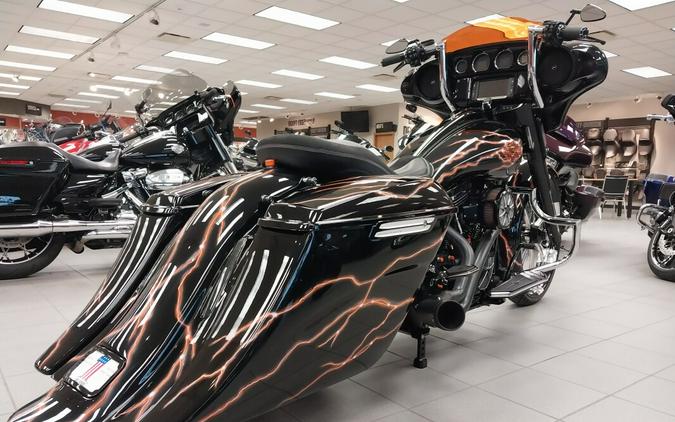 FLHXS 2014 Street Glide® Special