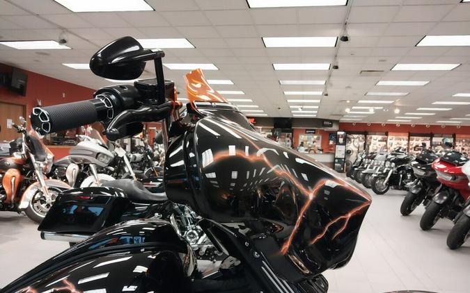 FLHXS 2014 Street Glide® Special