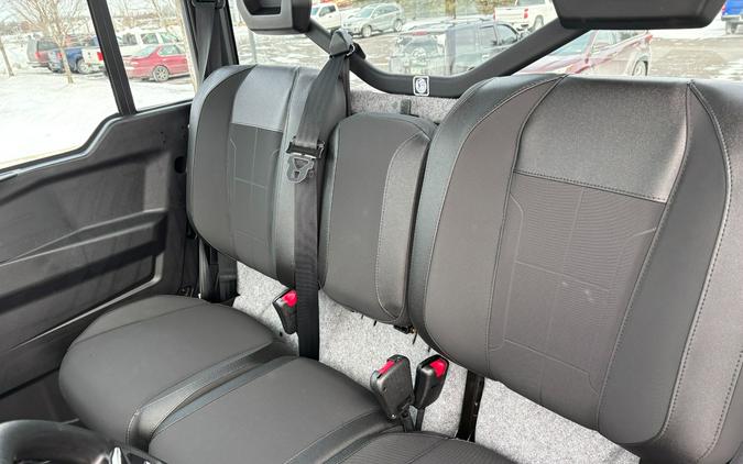 2026 Can-Am Defender XT CAB HD11