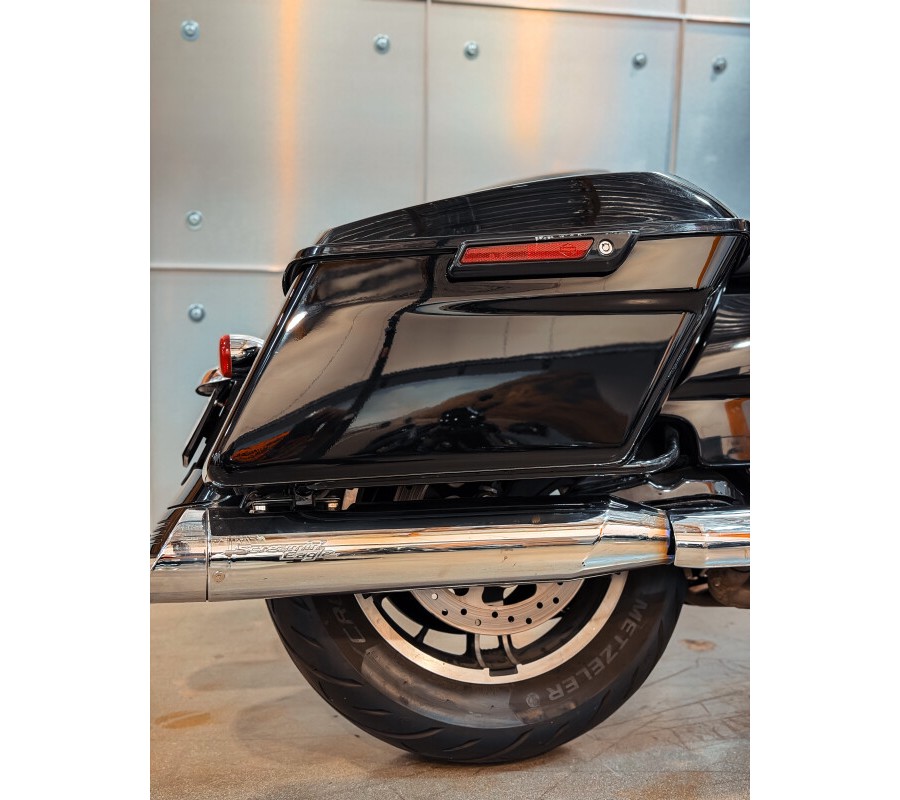 2017 Harley-Davidson® Road Glide® Special