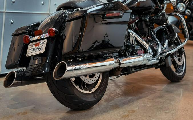 2017 Harley-Davidson® Road Glide® Special