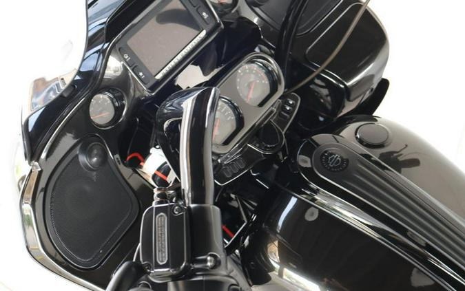 2018 Harley-Davidson® FLTRXSE - CVO™ Road Glide®