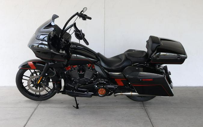 2018 Harley-Davidson® FLTRXSE - CVO™ Road Glide®