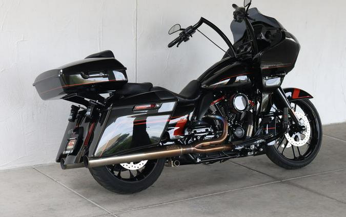 2018 Harley-Davidson® FLTRXSE - CVO™ Road Glide®