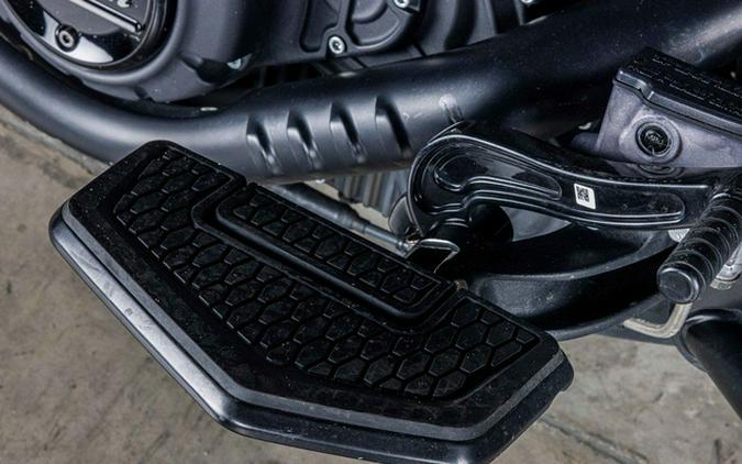 2018 Indian Scout Bobber Bronze Smoke Bobber