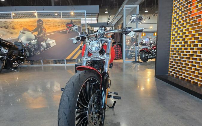 Harley-Davidson® Breakout™ 2026