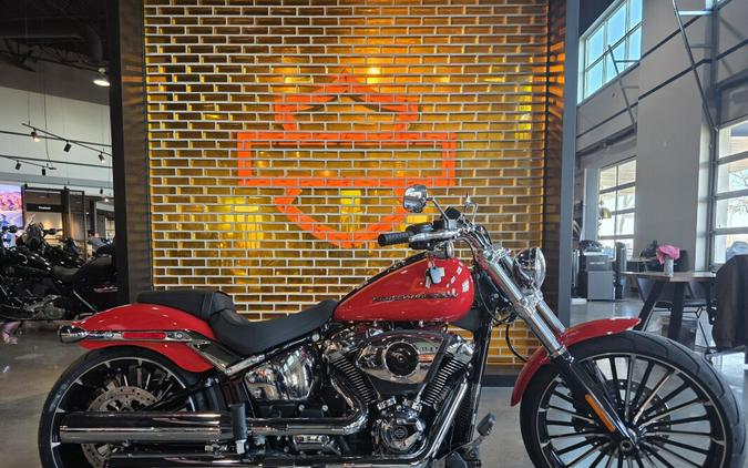 Harley-Davidson® Breakout™ 2026