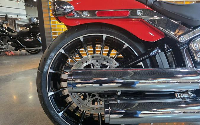 Harley-Davidson® Breakout™ 2026