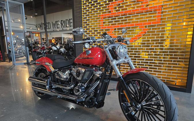 Harley-Davidson® Breakout™ 2026
