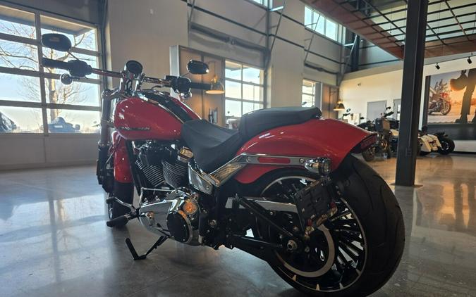 Harley-Davidson® Breakout™ 2026