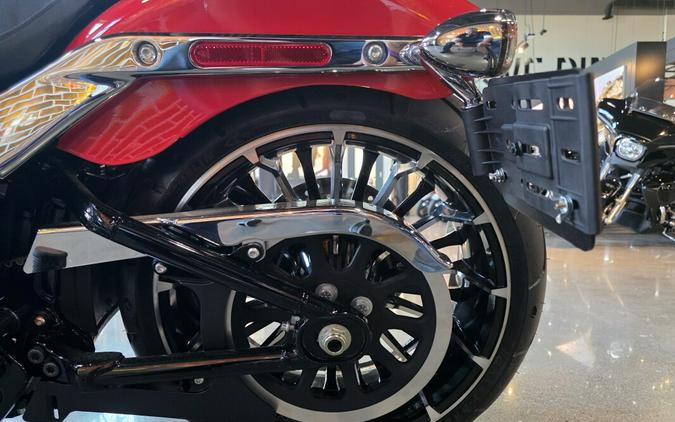 Harley-Davidson® Breakout™ 2026