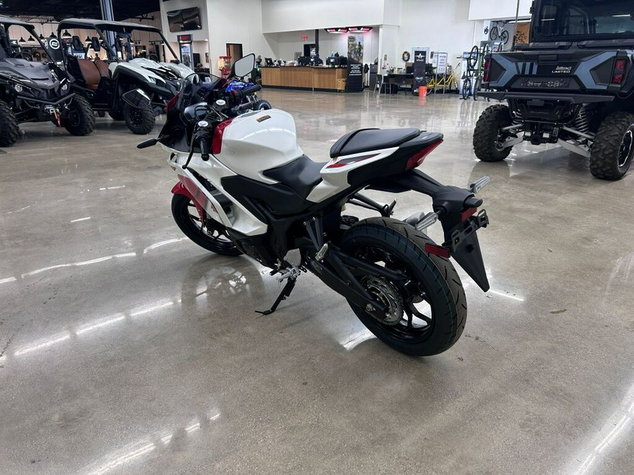 2026 Yamaha YZF R3
