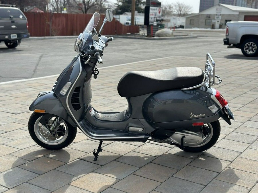 2022 Vespa GTS 300 Touring