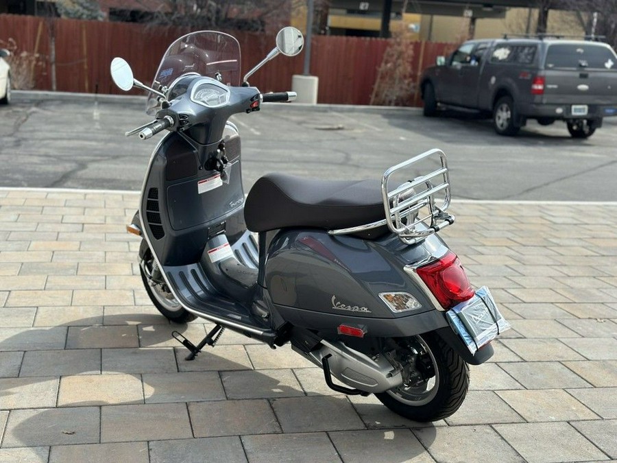 2022 Vespa GTS 300 Touring