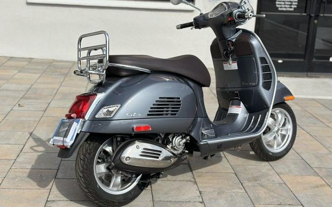 2022 Vespa GTS 300 Touring