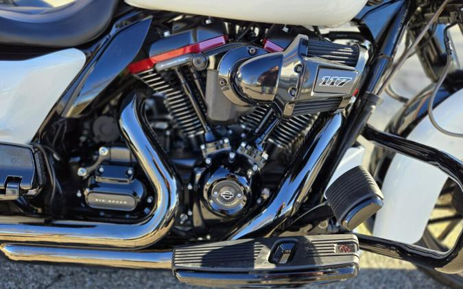 2021 Harley-Davidson CVO Street Glide Great White Pearl