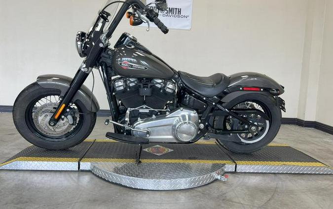 2019 Harley-Davidson® FLSL - Softail® Softail Slim®