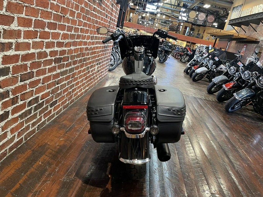 2025 Harley-Davidson Softail FLHC - Heritage Classic