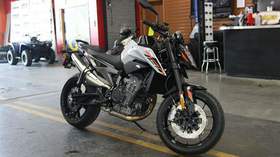 2024 KTM 790 Duke