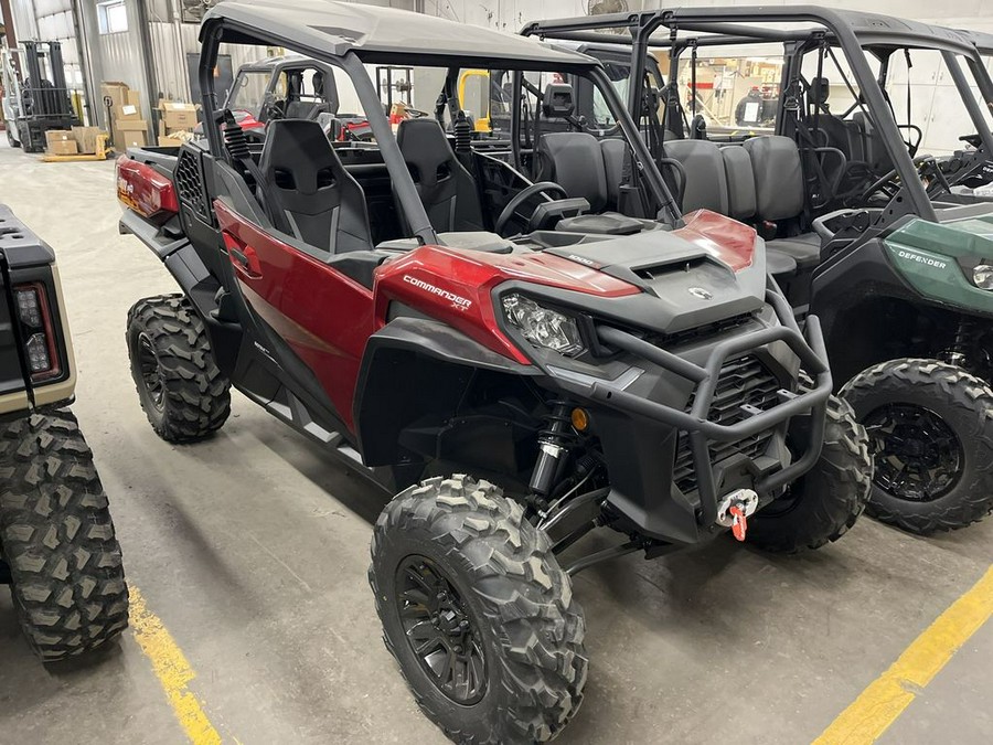 2026 Can-Am COMMANDER XT 64 1000R - FIERY RED