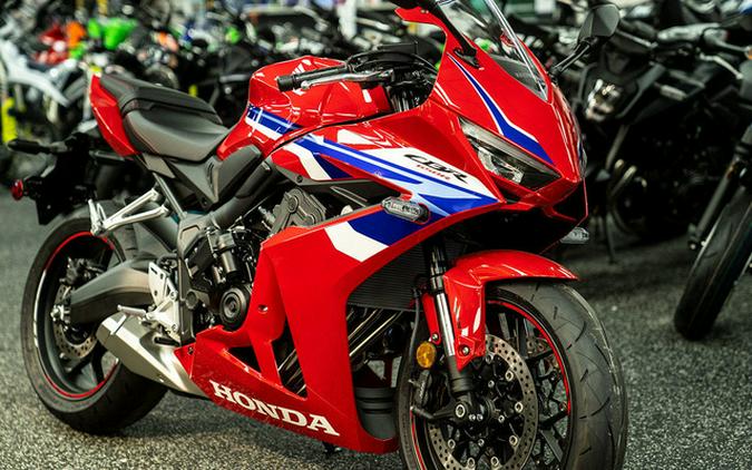 2026 Honda CBR650R E-Clutch