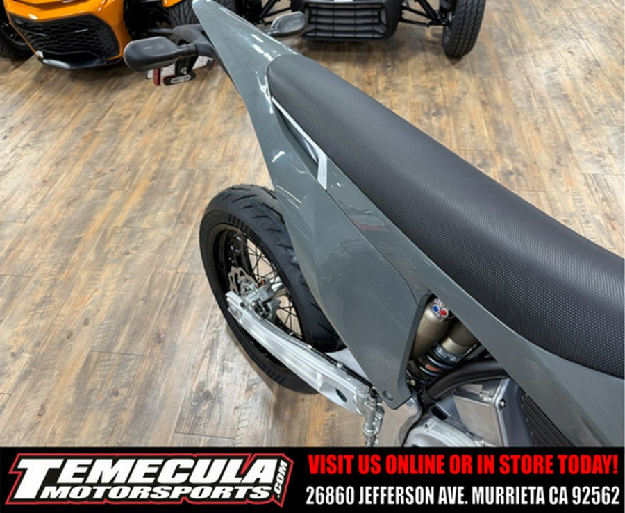 2026 Stark VARG SM 80 Hp Medium 165-200Lbs (Enduro)