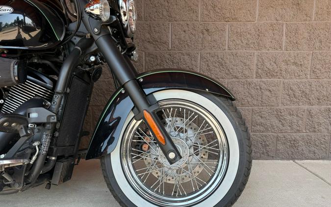 2017 Kawasaki Vulcan 900 Classic