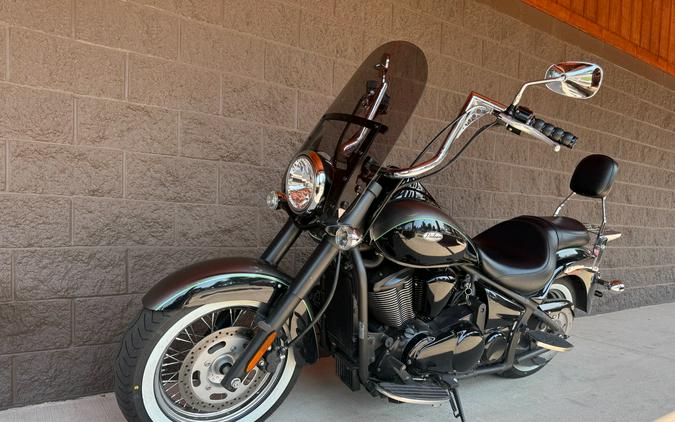 2017 Kawasaki Vulcan 900 Classic