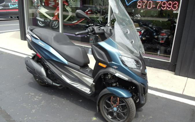 2024 Piaggio MP3 530 Exclusive