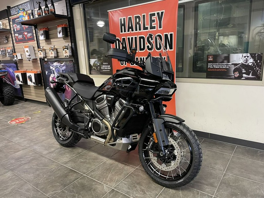 2023 Harley-Davidson® RA1250S - Pan America™ 1250 Special