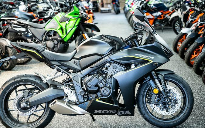 2026 Honda CBR650R E-Clutch