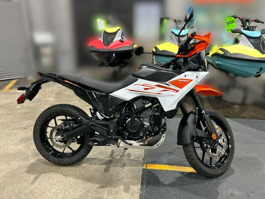 2026 KTM 390 ADVENTURE