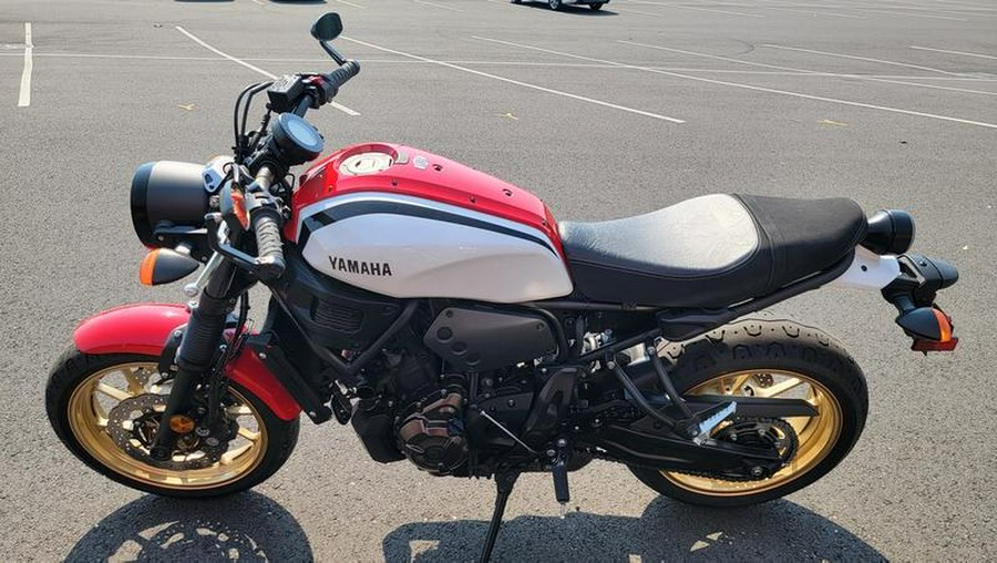 2021 Yamaha XSR700