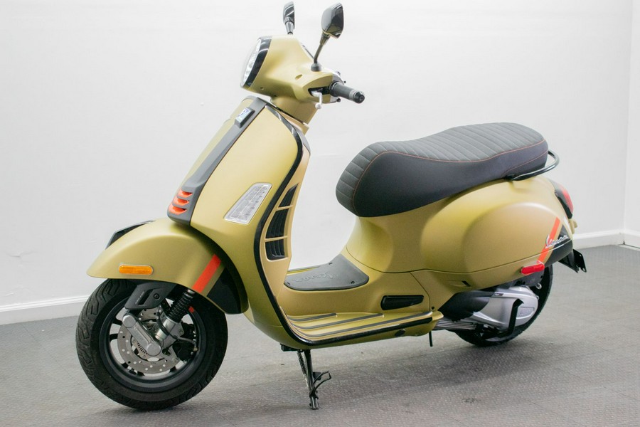 2024 Vespa GTS Super 300 Sport