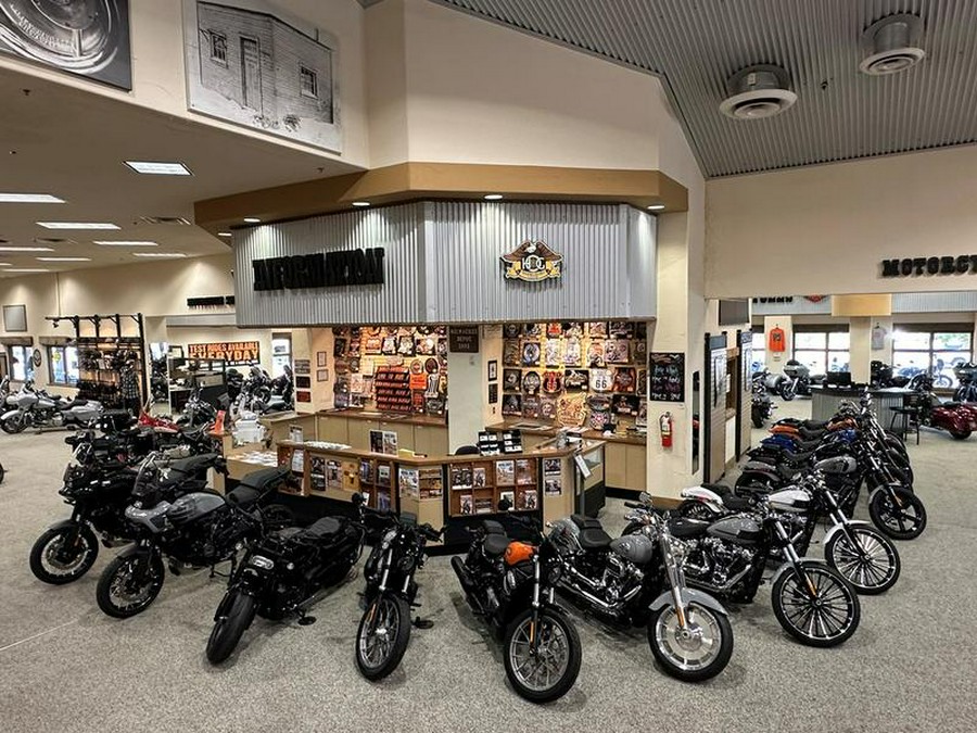 2020 Harley-Davidson® FXST - Softail® Standard