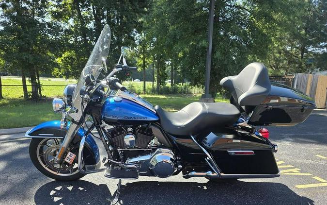 2016 Harley-Davidson® Road King® Police