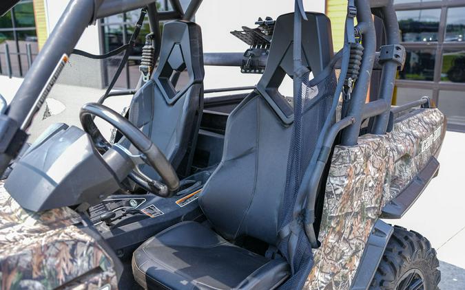2013 Can-Am® Commander™ XT™ 1000