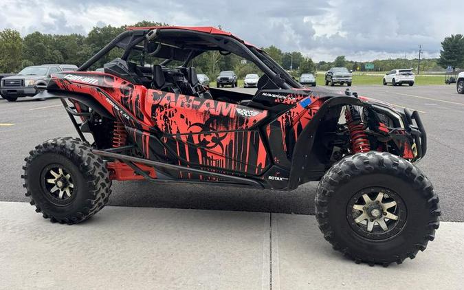 2019 Can-Am® Maverick™ X3 TURBO Red