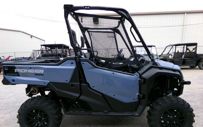 2024 Honda Pioneer 1000 Deluxe