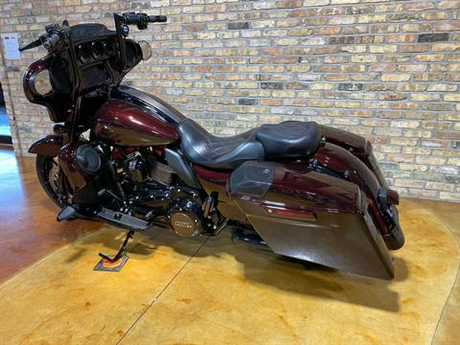 2019 Harley-Davidson CVO™ Street Glide®