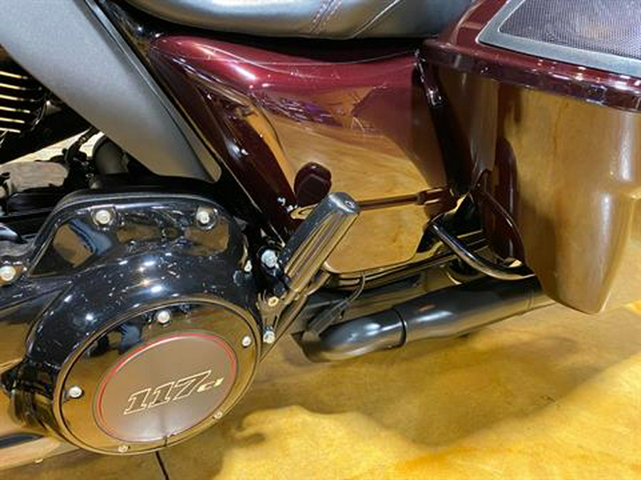 2019 Harley-Davidson CVO™ Street Glide®