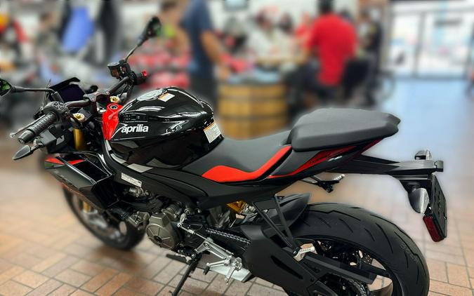 2026 APRILIA TUONO 660 FACTORY DARK BANSHEE