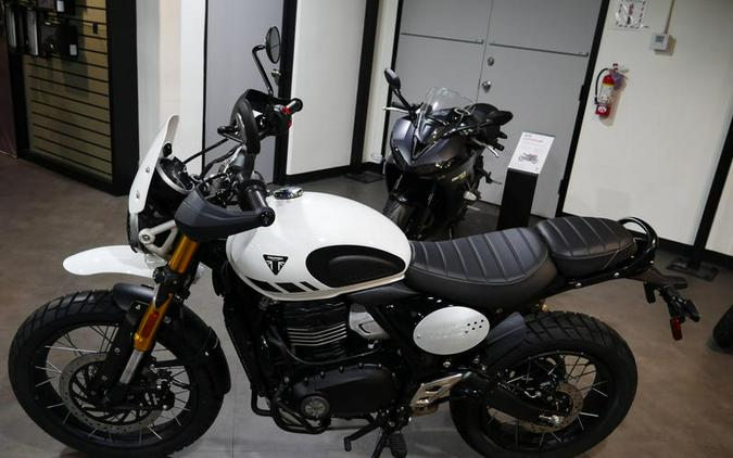 2026 Triumph Scrambler 400 XC Vanilla White