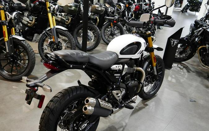 2026 Triumph Scrambler 400 XC Vanilla White